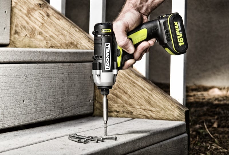 RK2611K2_16V_ImpactDriver_deck steps close-up