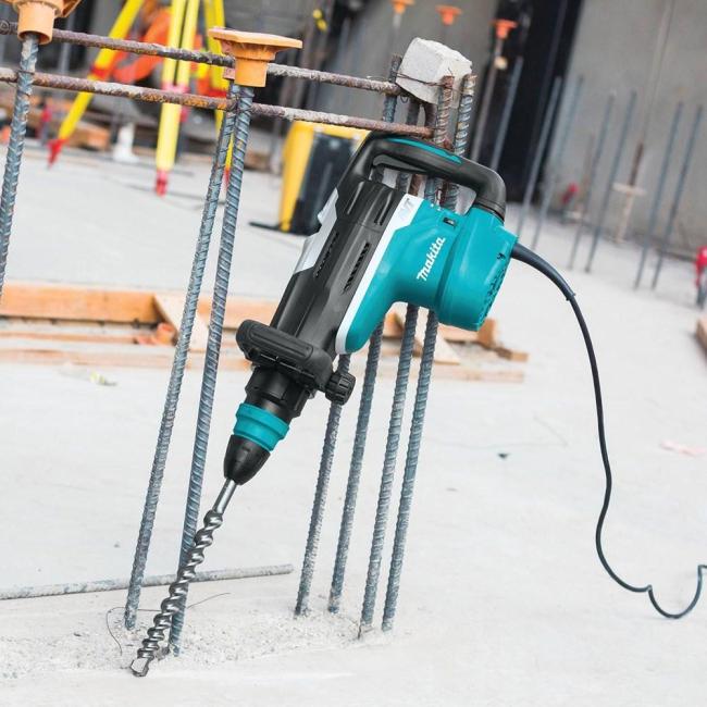 Makita 2 Inch AVT Rotary Hammer
