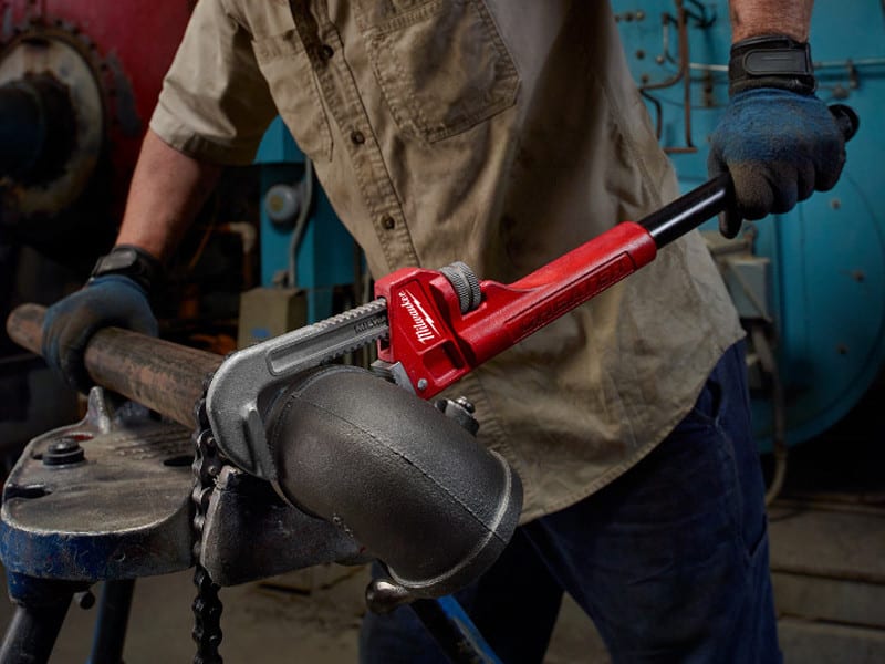 Milwaukee Cheater Adaptable Pipe Wrench