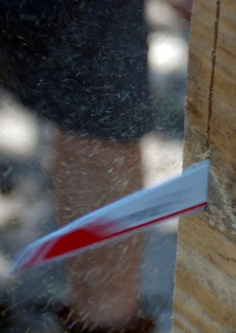 Reducing Vibration in Reciprocating Saws