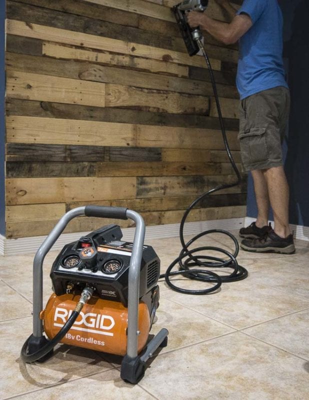 Ridgid R0230 18V 1-gallon compressor wall