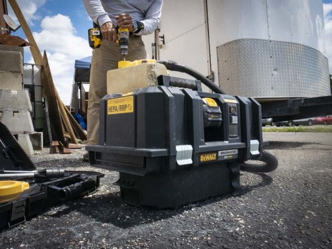 DeWalt 60V vacuum use