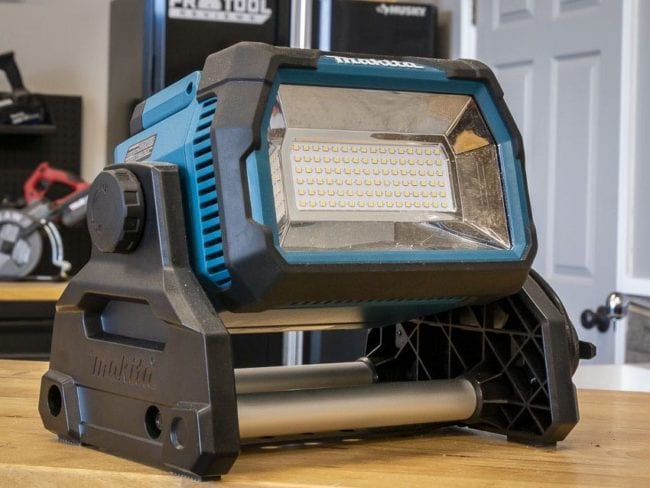 Makita DML809