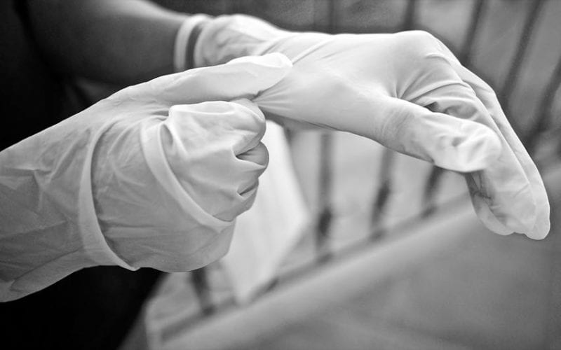 vinyl gloves