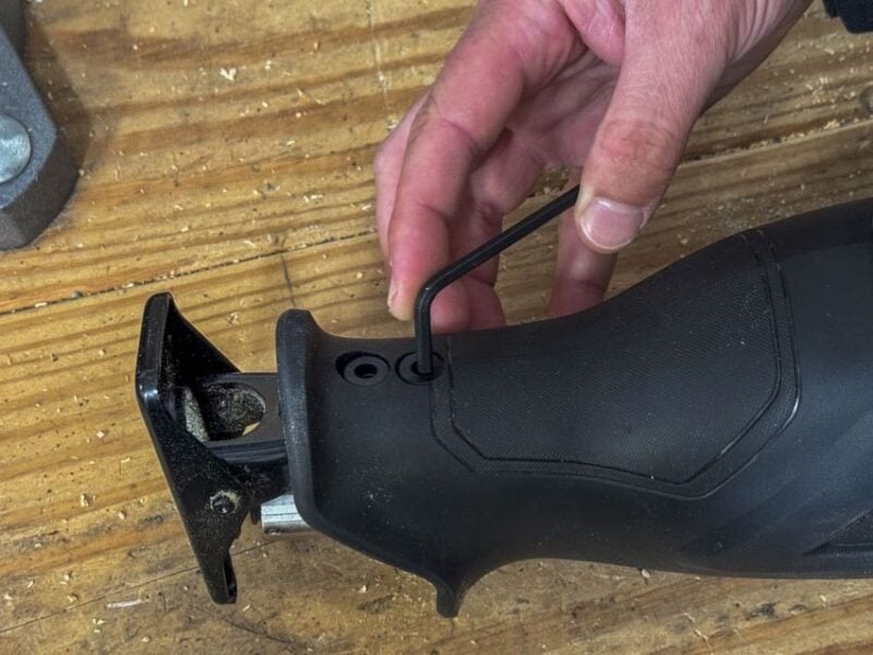 shoe adjustment