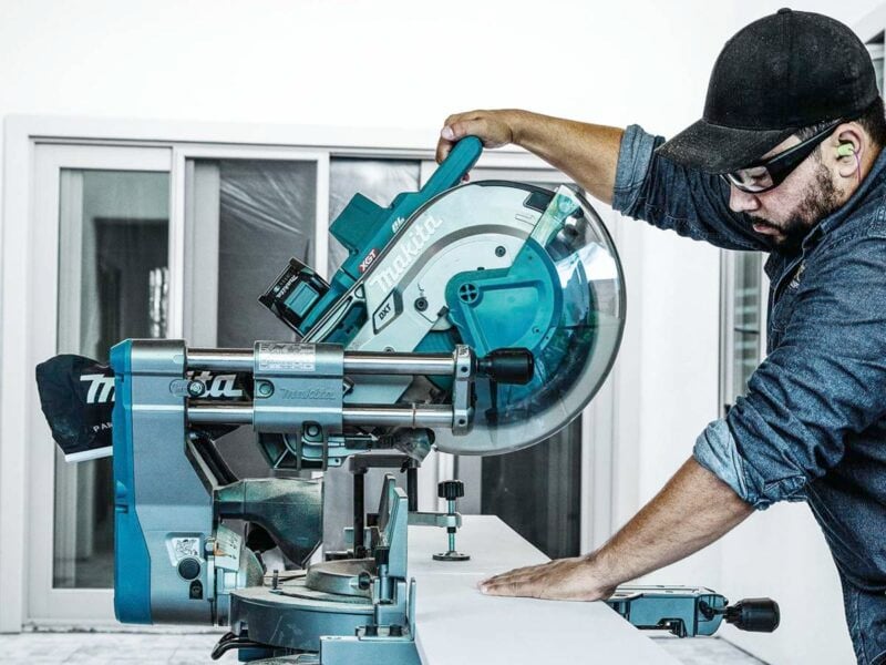 Makita 40V max XGT 12-Inch Miter Saw GSL04