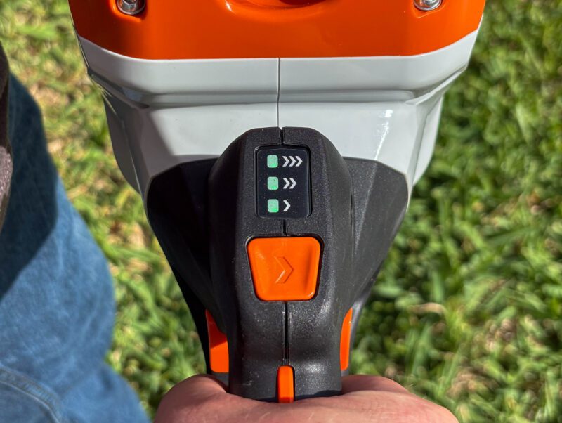 Stihl HSA 140 T Hedge Trimmer Speed selection