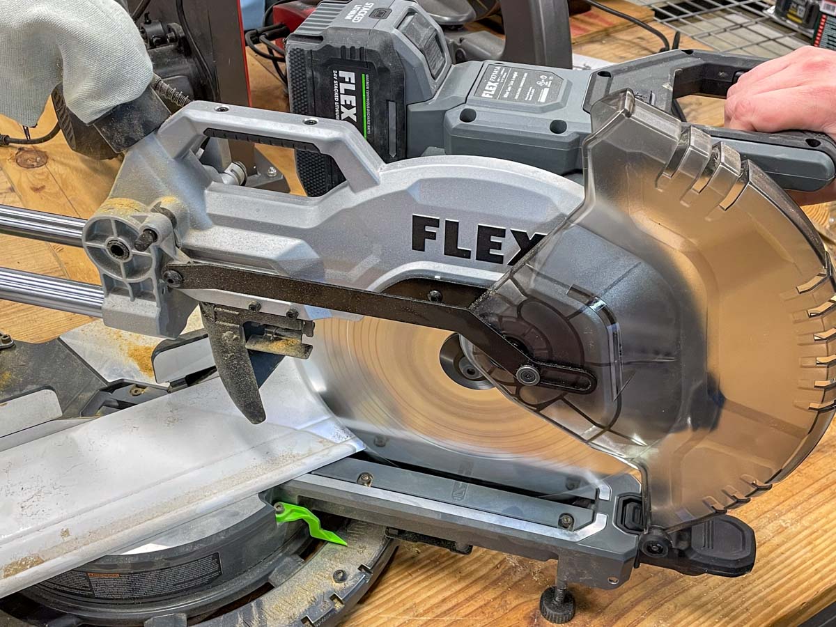Flex 24V 12-Inch Miter Saw FX7141