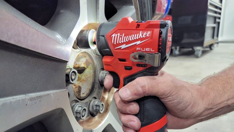 Milwaukee M12 Fuel Subcompact Impact Wrench