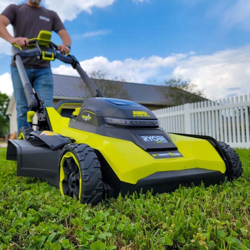 Ryobi 40V HP Brushless 21-inch AWD Self-Propelled Lawn Mower RY40HPLM03