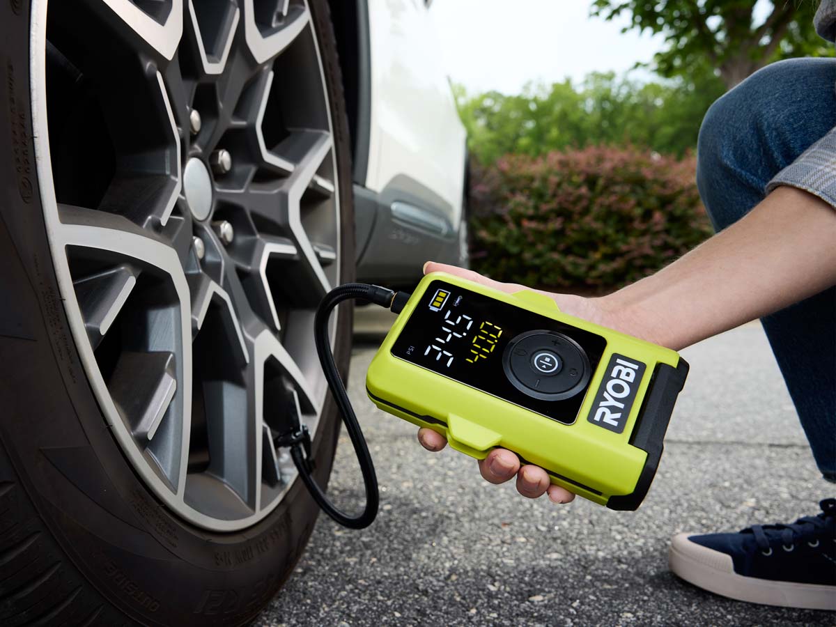 Ryobi USB Lithium Smart Tire Inflator FVIF52K