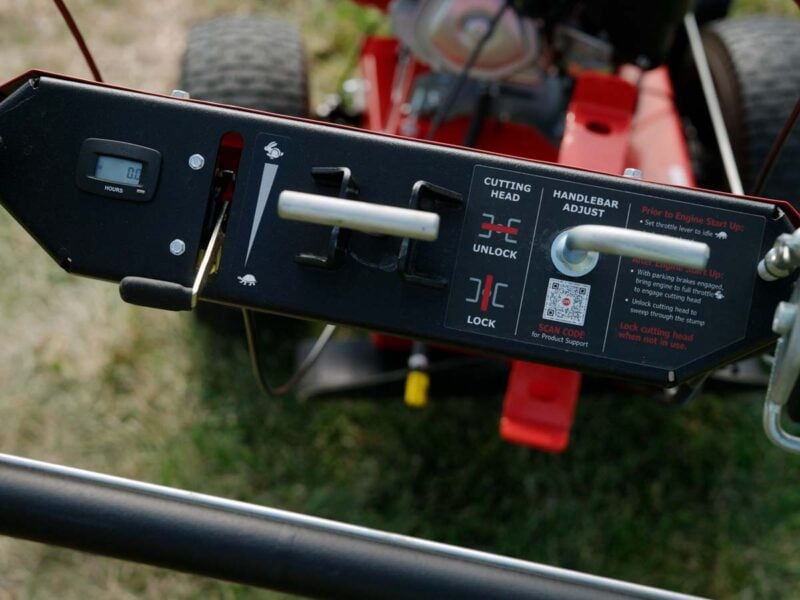 DR XD17 Commercial Stump Grinder Controls