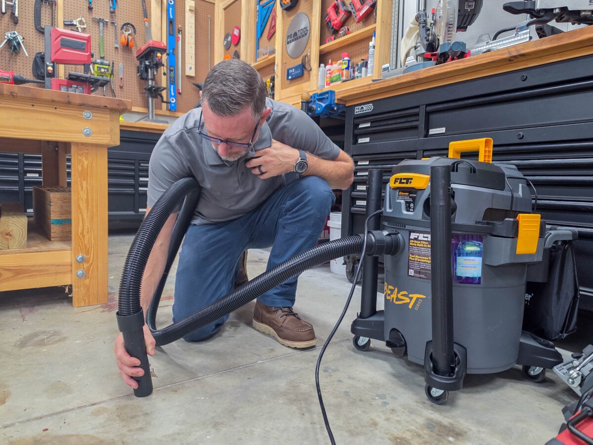 Vacmaster 10-gallon Beast Wet-Dry Vacuum-4